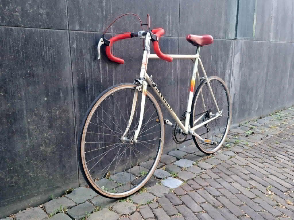Vintage Peugeot Avoriaz racefiets, 28 inch, Zo goed als nieuw, 57 tot 61 cm, Ophalen