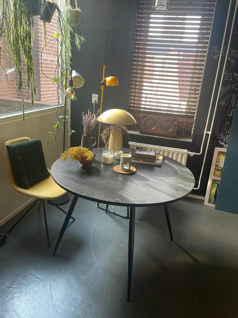 SisiBoy eettafel in goede staat, Ophalen, Gebruikt, Ovaal, Overige houtsoorten