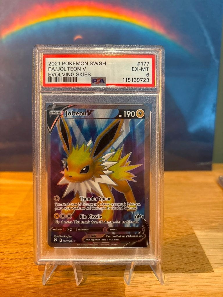 Jolteon V (EVS 177) PSA 6, Ophalen of Verzenden, Zo goed als nieuw, Losse kaart, Foil