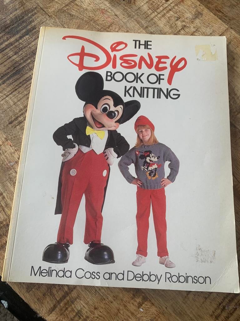 The Disney Book of Knitting - Breiboek met Disney patronen, Hobby en Vrije tijd, Breien en Haken, Ophalen of Verzenden, Gebruikt