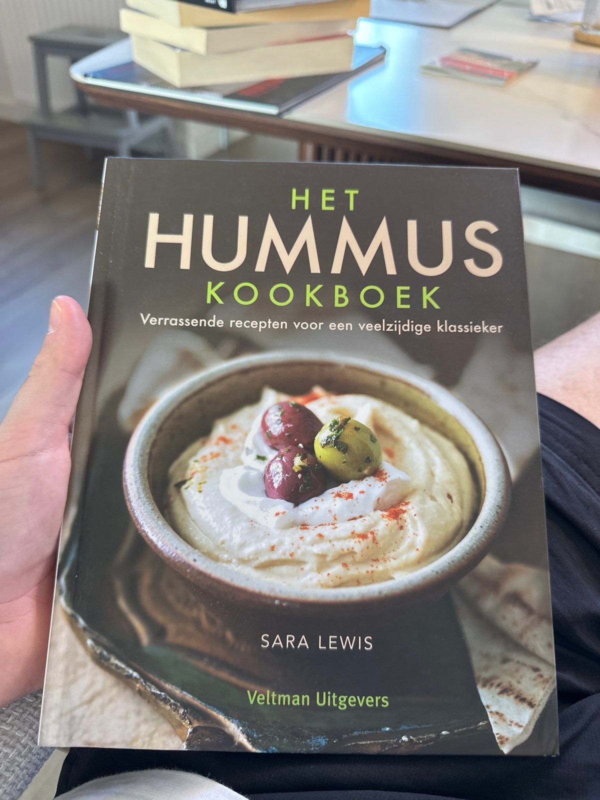 Het Hummus Kookboek - Sara Lewis, Hoofdgerechten, Midden-Oosten en Marokko, Ophalen of Verzenden, Zo goed als nieuw