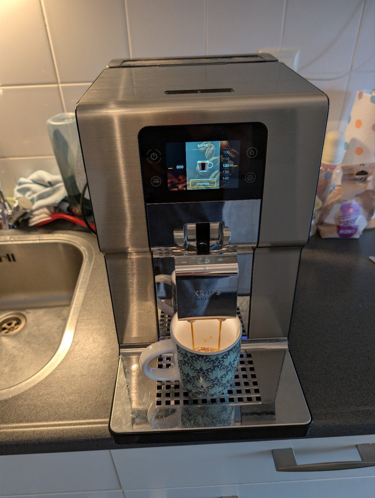 Krups Intuition Experience EA877D, Witgoed en Apparatuur, Koffiezetapparaten, Ophalen, Afneembaar waterreservoir, Gebruikt, 10 kopjes of meer
