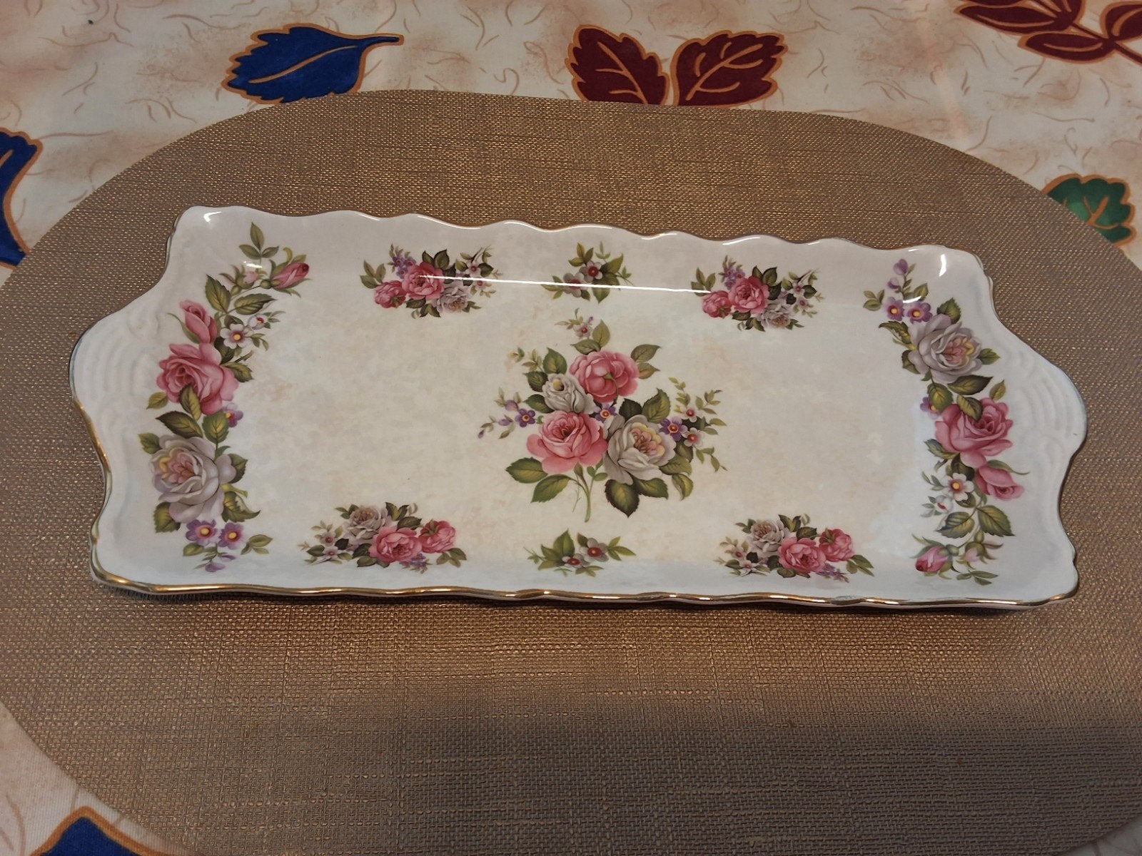 Old Foley Harmony Rose porseleinen cakeschaal, Ophalen of Verzenden