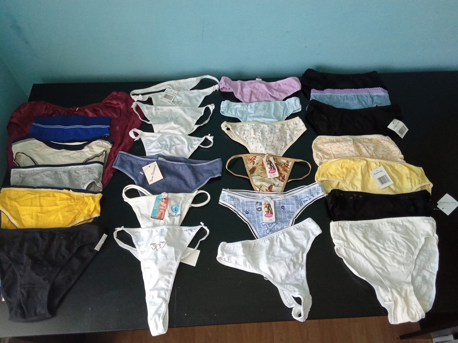 nieuwe strings en slips xs tm xl, Ophalen of Verzenden, Overige typen