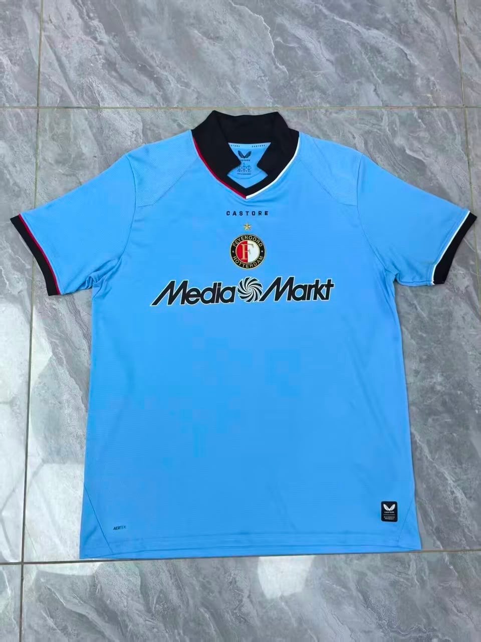Feyenoord uitshirt 2026/2027 - Alle maten beschikbaar, Kleding | Heren, Sportkleding, Maat 52/54 (L), Nieuw, Voetbal, Verzenden