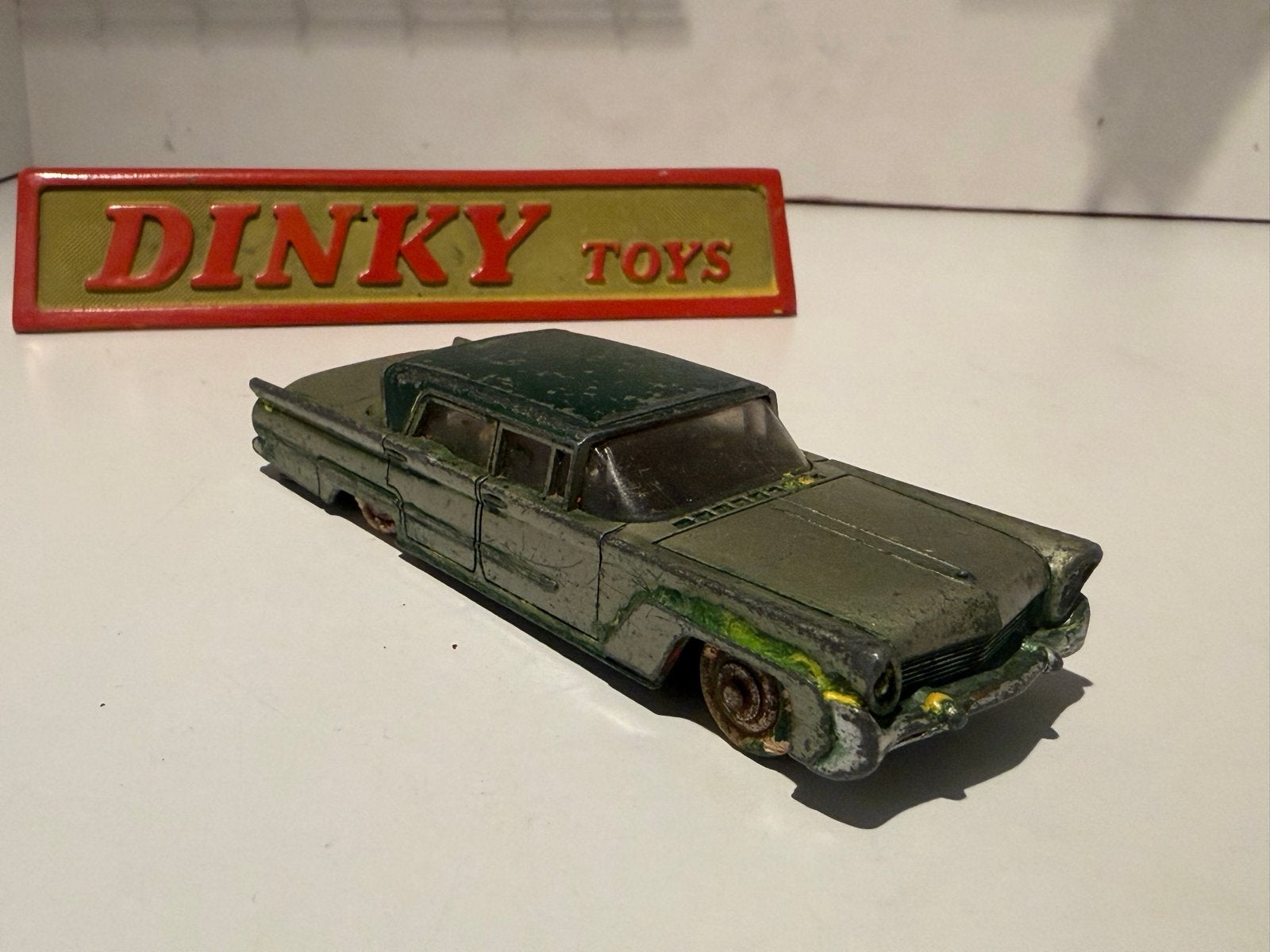 Dinky Toys Lincoln Premiere - Vintage Speelgoedauto, Hobby en Vrije tijd, Ophalen of Verzenden, Gebruikt, Auto