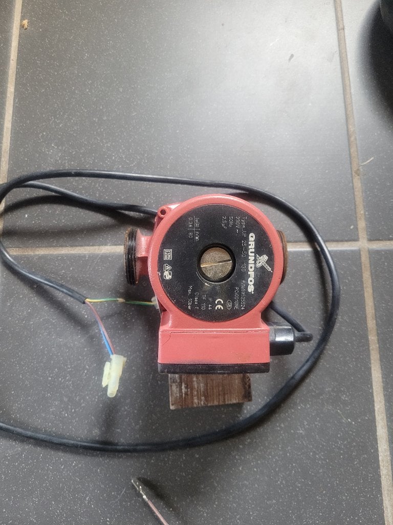 Diverse onderdelen HR cv ketel, Doe-het-zelf en Verbouw, Verwarming en Radiatoren, Gebruikt, Cv-ketel of Combi-ketel, Minder dan 60 cm