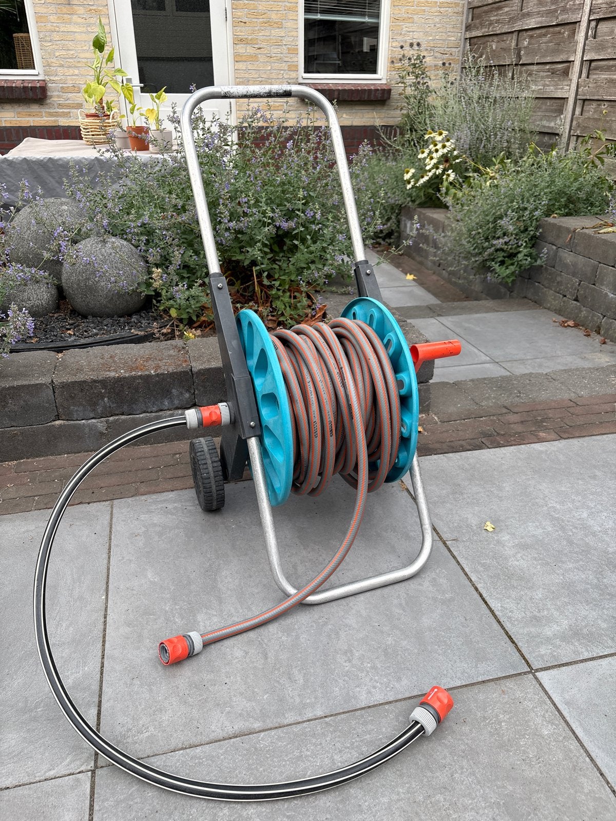 Gardena slangenwagen /-haspel met tuinslang en koppelstuk, Ophalen, Gebruikt, Tuinslanghaspel