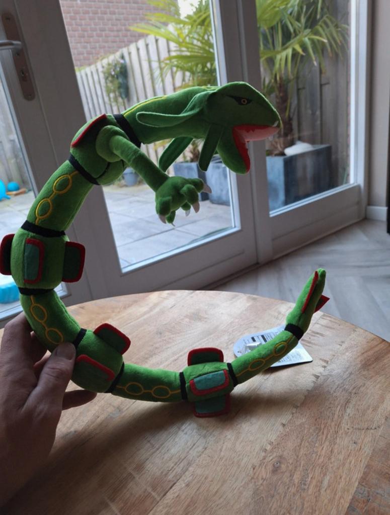 Nieuwe Pokémon Rayquaza knuffel - Groen, Middelgroot, Overige typen, Nieuw, Ophalen of Verzenden, Met label