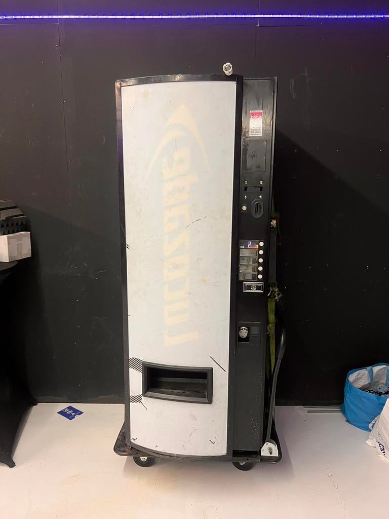 Vendo BB01 blikjes automaat vending machine euro opknapper, Ophalen, 200 liter of meer, Vendo, 160 cm of meer