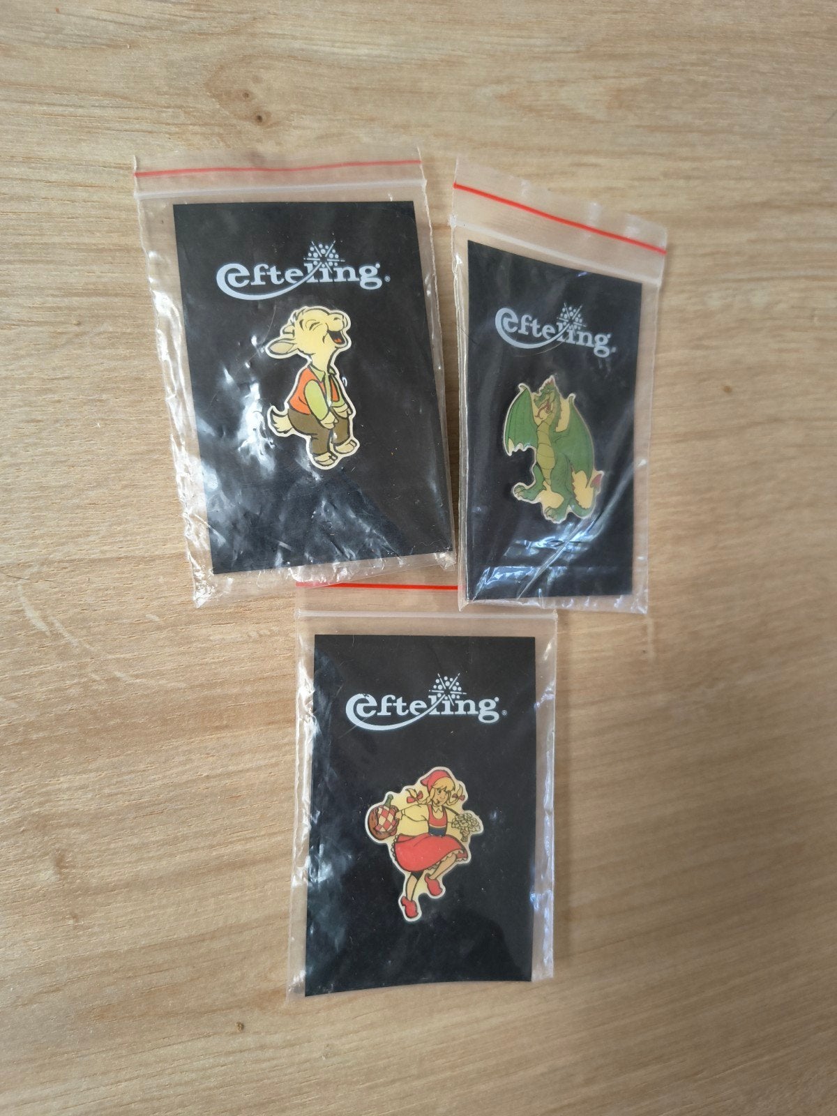 Efteling PinParade Pins - Draak, Benjamin en rood Kapje, Verzamelen, Efteling, Ophalen of Verzenden, Nieuw, Button of Speldje