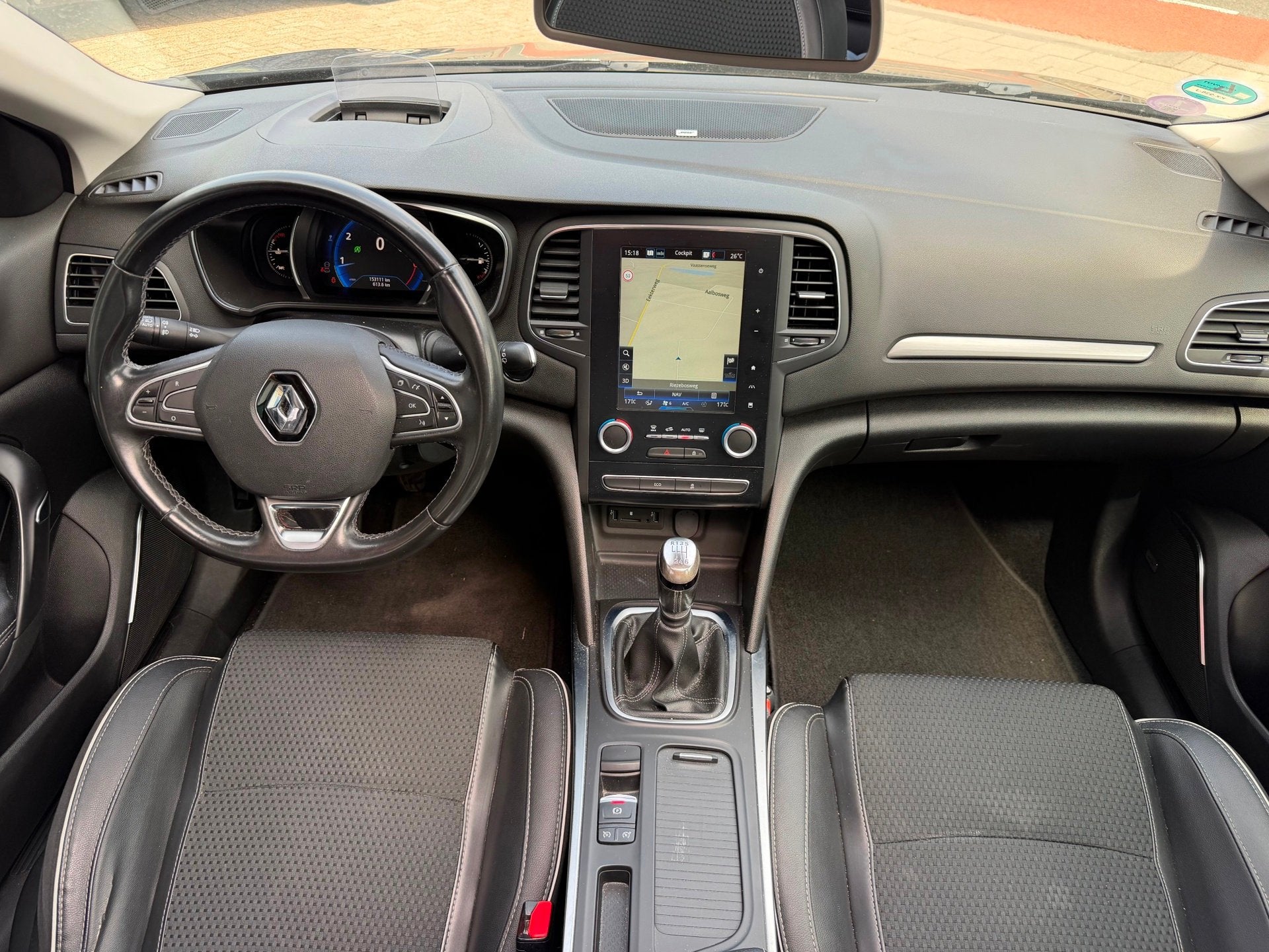 Renault Mégane 1.2 TCe Bose / Pano / Leder / Navi / PDC / H, Voorwielaandrijving, 101 pk, Gebruikt, 4 cilinders