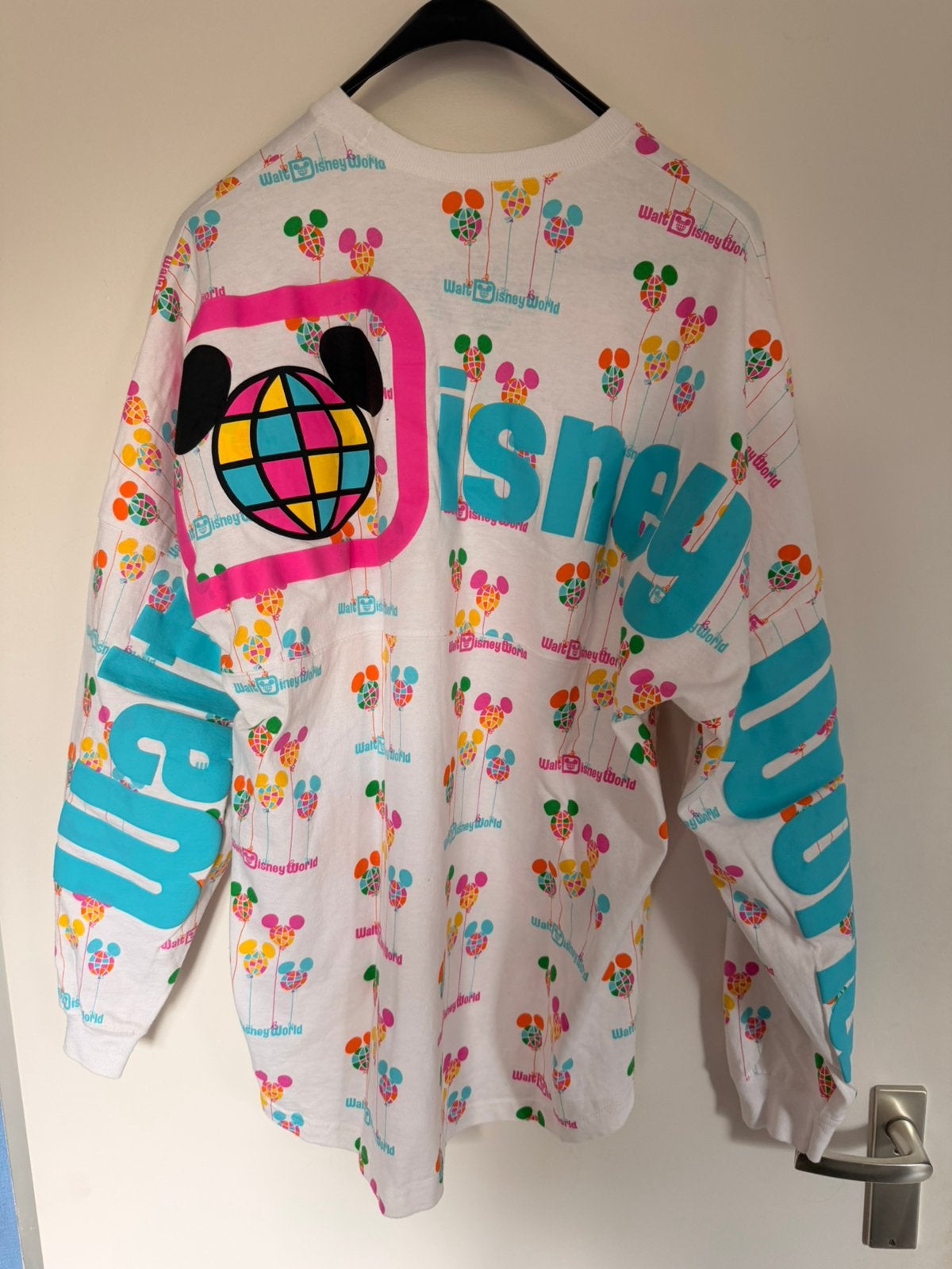 Walt Disney World spirit jersey, Ophalen of Verzenden, Overige figuren, Nieuw, Kleding of Textiel