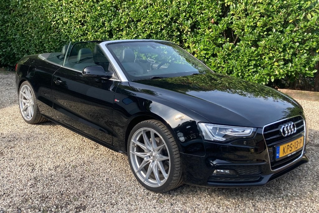 Audi A5    Cabriolet 2016. 78dkm, Auto's, Voorwielaandrijving, 15 km/l, Zwart, Cabriolet