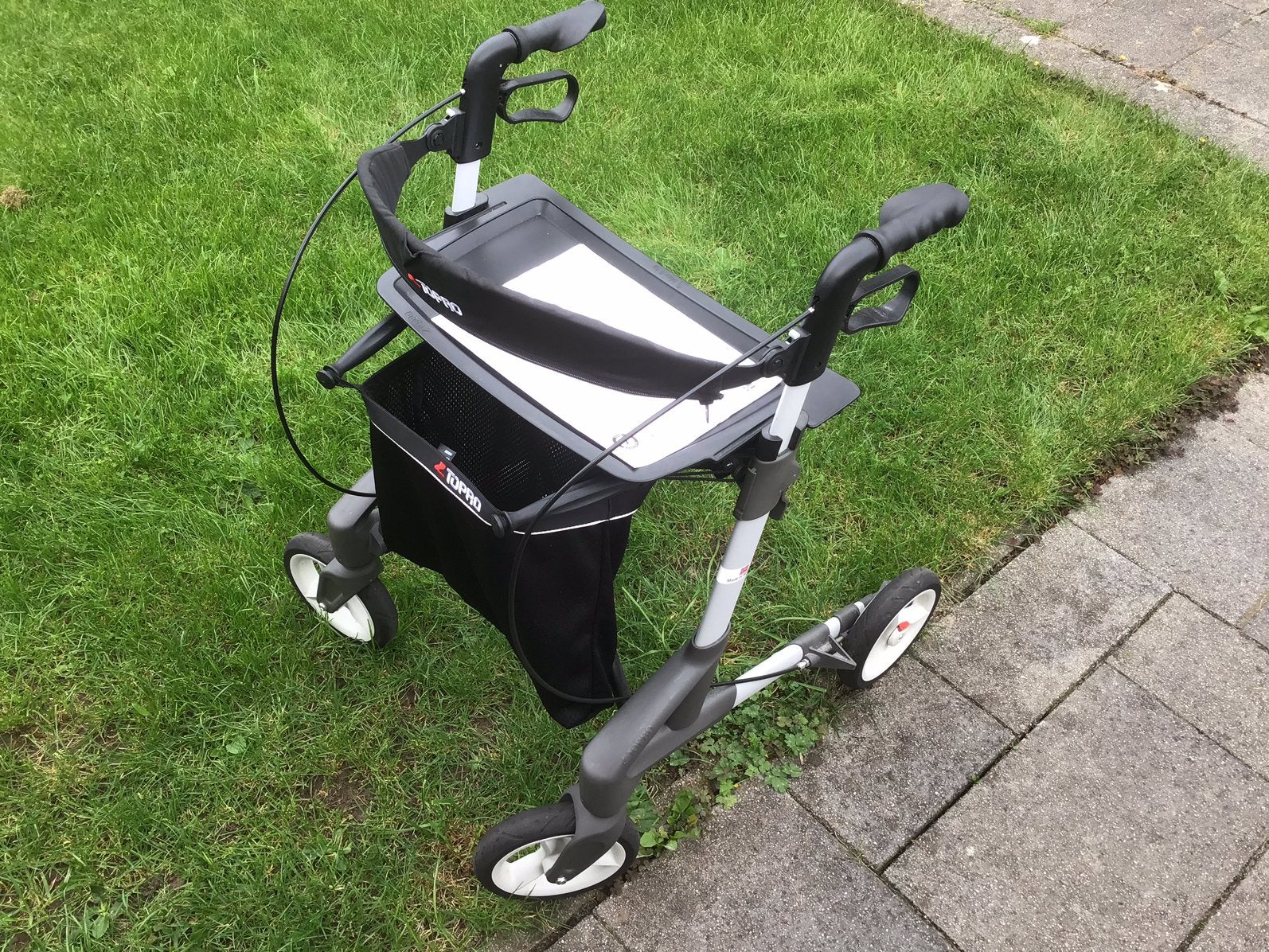 Rollator Topro medium, Ophalen, Lichtgewicht, Gebruikt