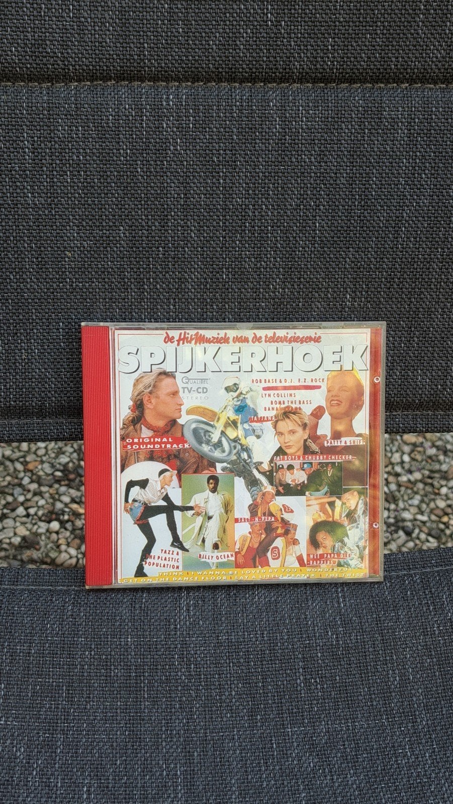 Cd de Hitmuziek van de nl tv serie spijkerhoek, Ophalen of Verzenden, Zo goed als nieuw, Pop, Verzamelalbum