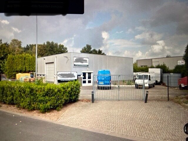Bedrijfsruimte /Bedrijfshal te Huur 300 M2 . Winterswijk, Eén persoon, 3 overnachtingen of meer