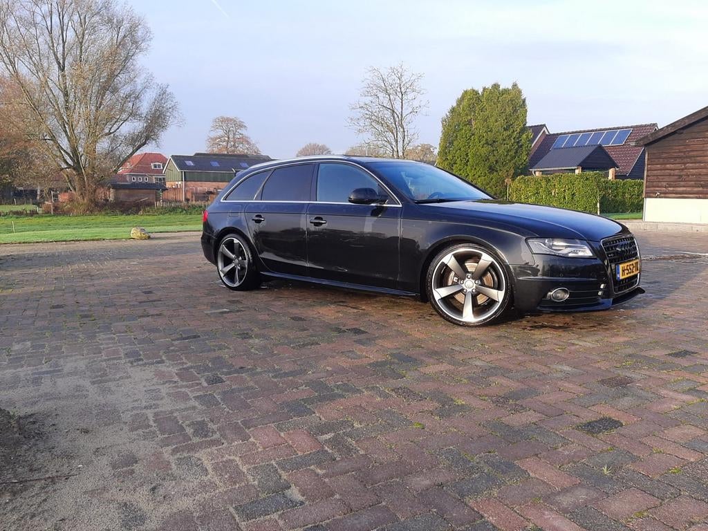 Audi a4 quattro 2.0 dsg7 S line, Auto's, Audi, Automaat, Zwart, 4 cilinders, Leder en Stof