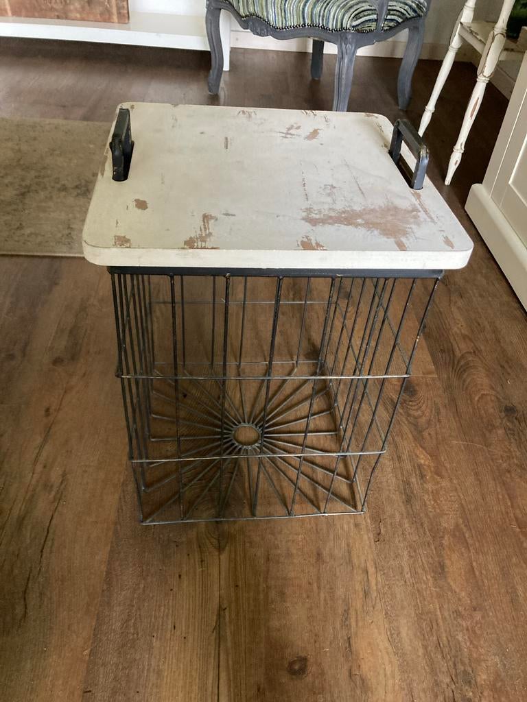 Bijzettafel van staal met afneembaar houten blad, Minder dan 55 cm, Gebruikt, Vierkant, Hout