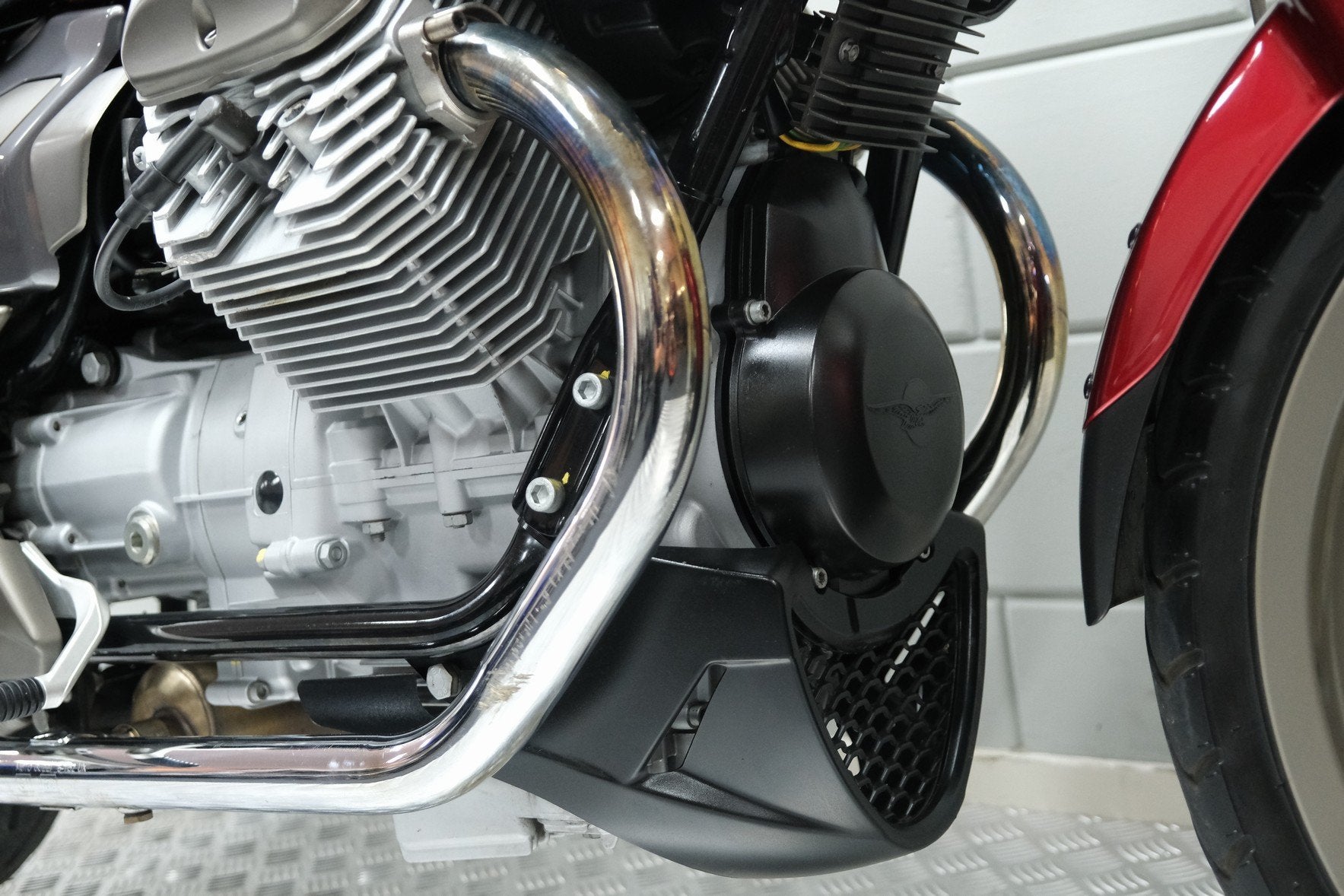 Moto Guzzi BREVA 750 I.E. (bj 2004), MotoGuzzi ( Piaggio), Viale Rinaldo Piaggio, 25
56025  PONTEDERA, IT, Bedrijf, Toermotor