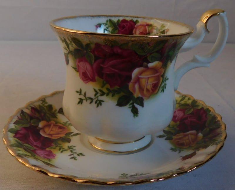 Old Country Roses, Royal Albert, Ophalen of Verzenden