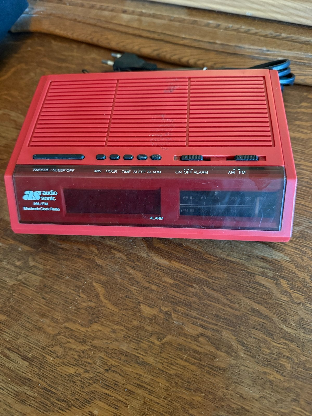 Audiosonic AM/FM Wekker Radio - Rood, Ophalen of Verzenden, Gebruikt, Radio