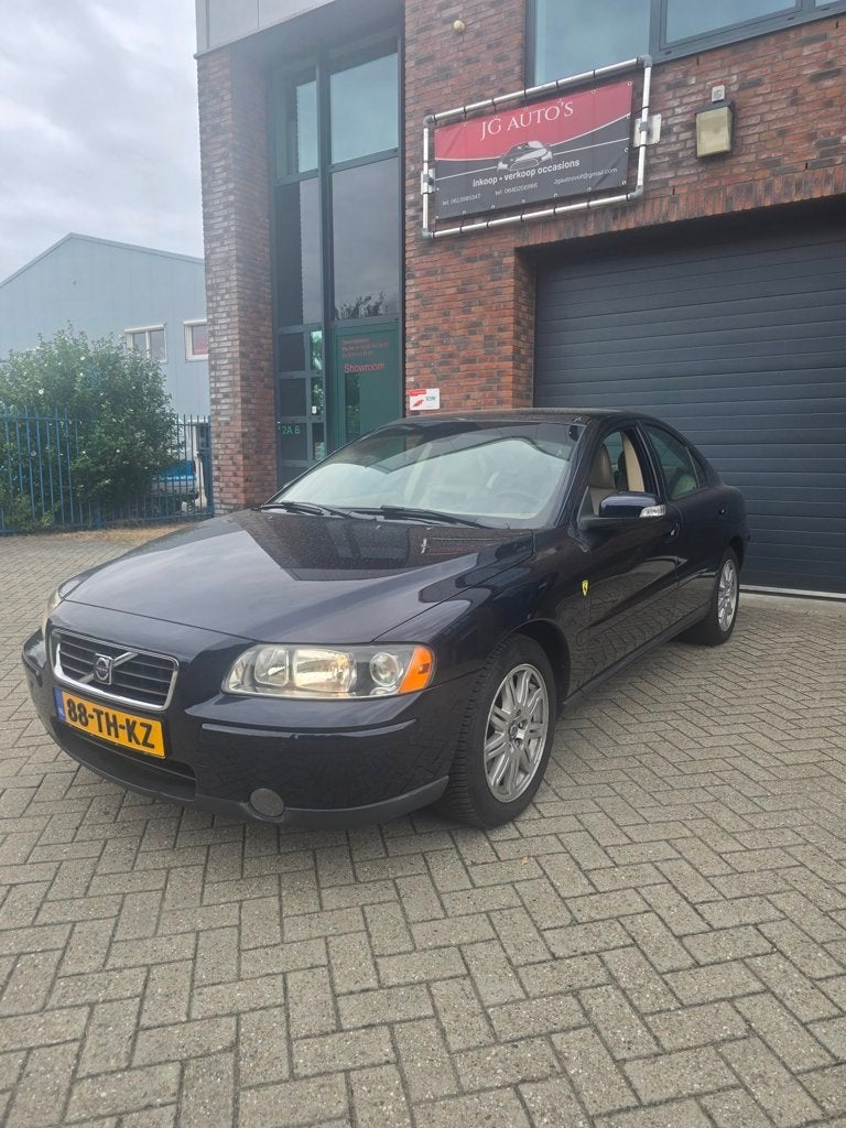 Volvo S60 2.4 Edition II topstaat carplay, Auto's, Volvo, Gebruikt, Beige, Blauw, S60