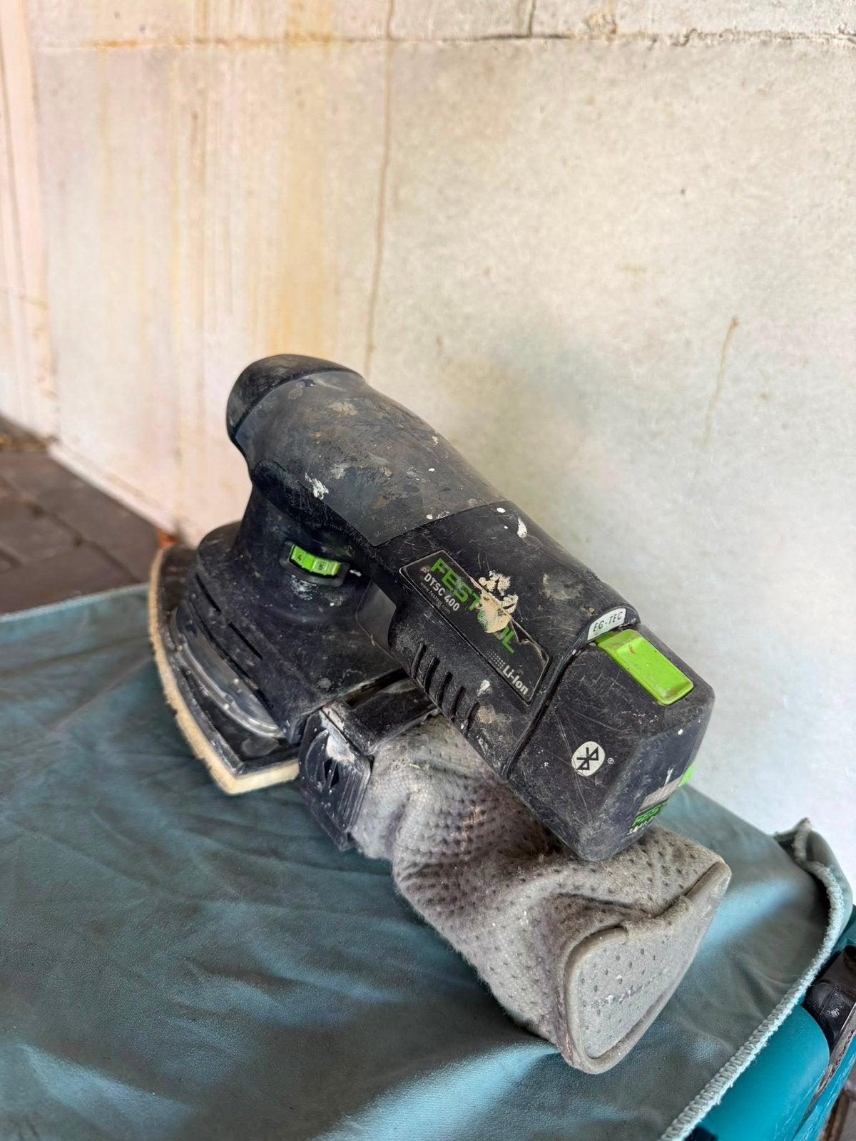 Festool DTSC 400 Li-ion accu deltaschuurmachine, Doe-het-zelf en Verbouw, Gereedschap | Schuurmachines, Ophalen, Gebruikt, Minder dan 600 watt