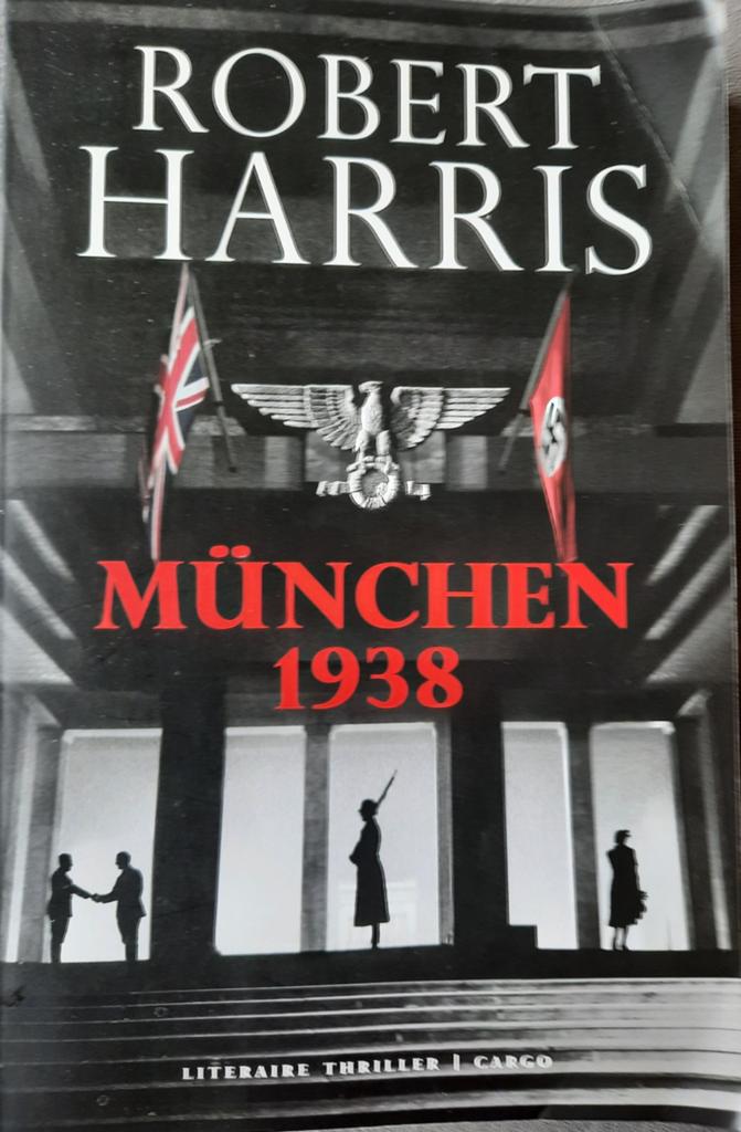 Robert Harris - München 1938, Boeken, Thrillers, Gelezen, Ophalen of Verzenden