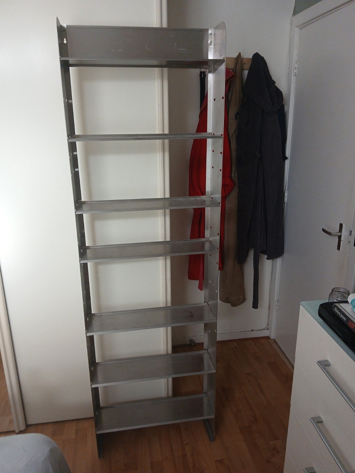 Design Cd kast van RVS, Ophalen