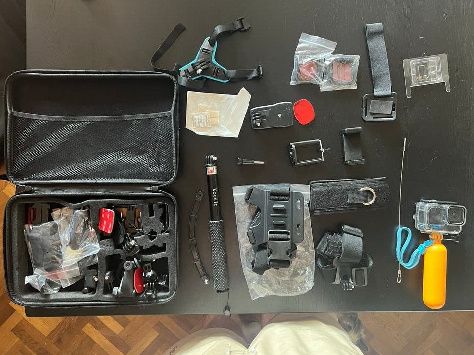 Z.g.a.n. GoPro 10 black met veel accessoires, Ophalen, Zo goed als nieuw, GoPro