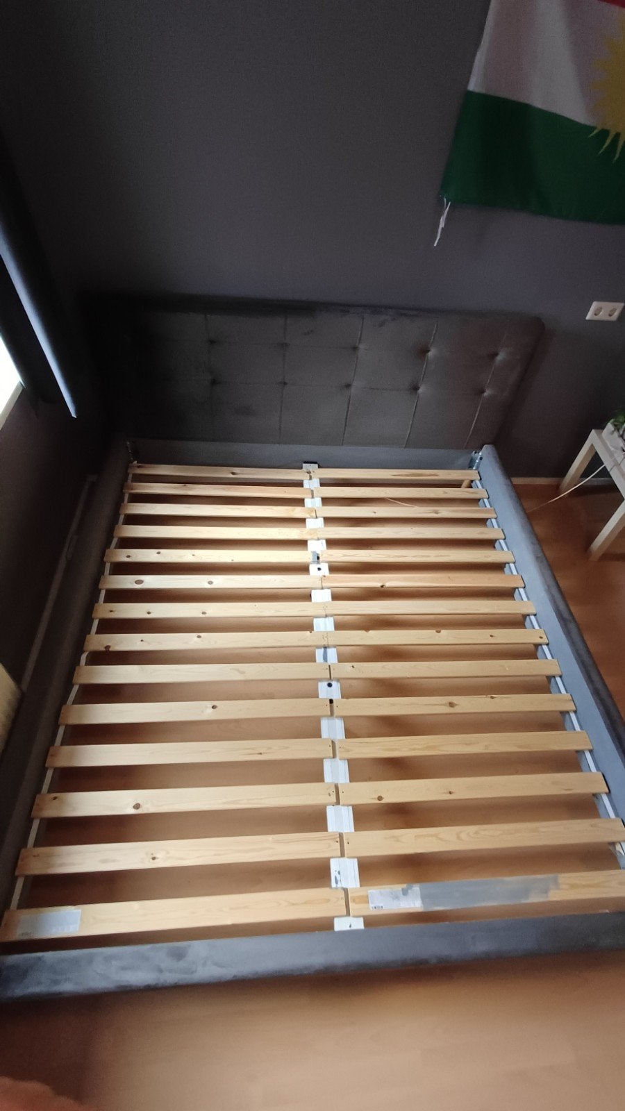 Tweepersoonsbed met gestoffeerd hoofdbord (bruin), Ophalen, Gebruikt, Bruin, Tweepersoons