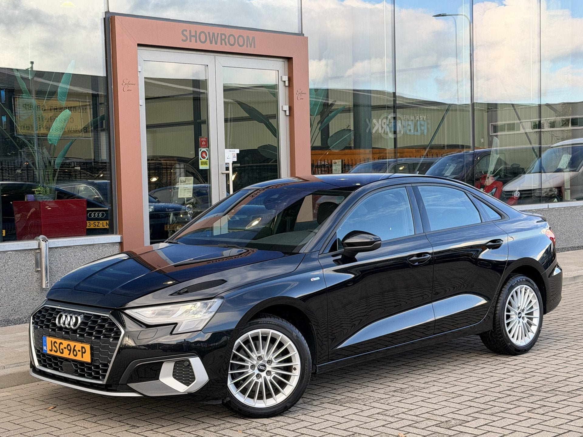 Audi A3 Limousine 30 TFSI Advanced edition | Navi | ACC | St, Auto's, Dealer onderhouden, Stof, Gebruikt, Zwart