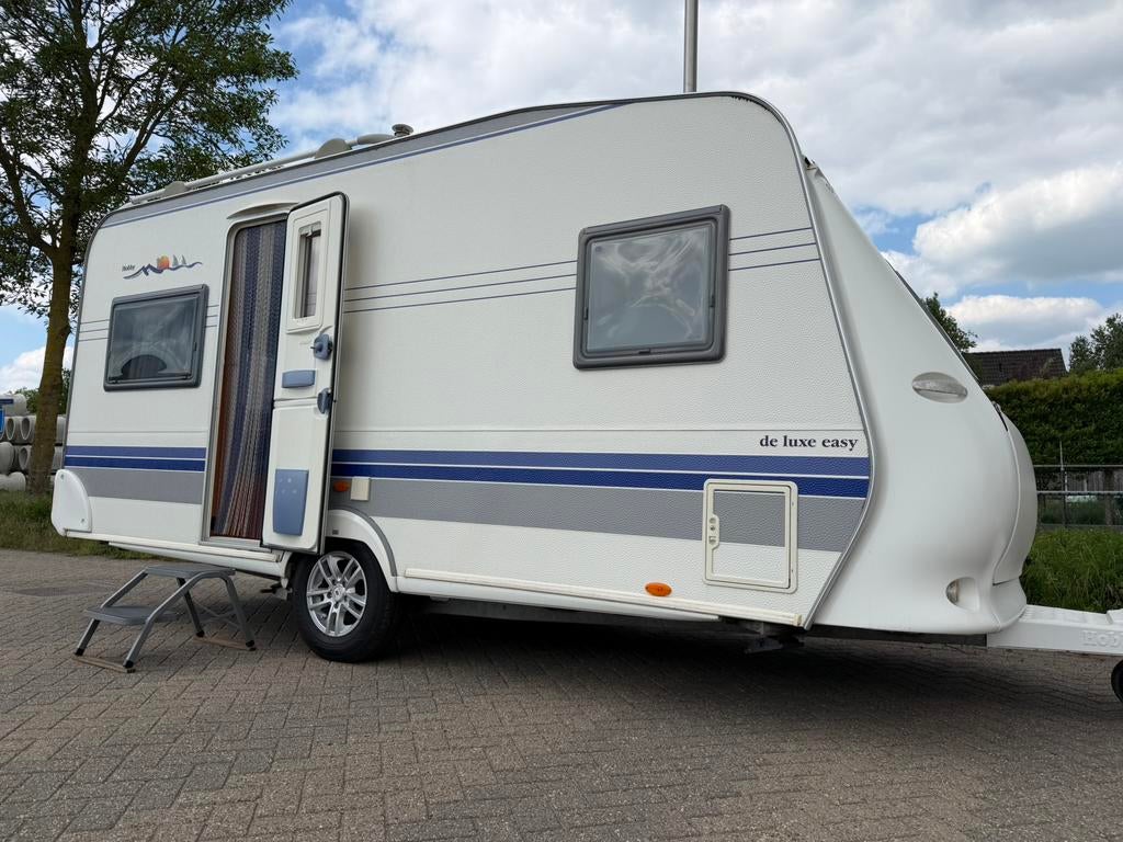 Hobby 460 UFE De Luxe Easy 2006 mover, voortent, LM Velg, Rondzit, Hobby, Frans bed, Particulier