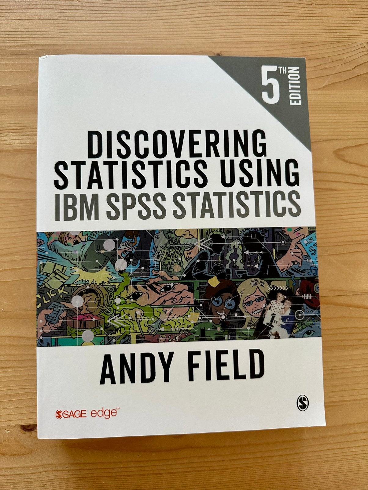 Discovering statistics using IBM SPSS statistics -Andy Field, Ophalen of Verzenden, Beta, Zo goed als nieuw, WO