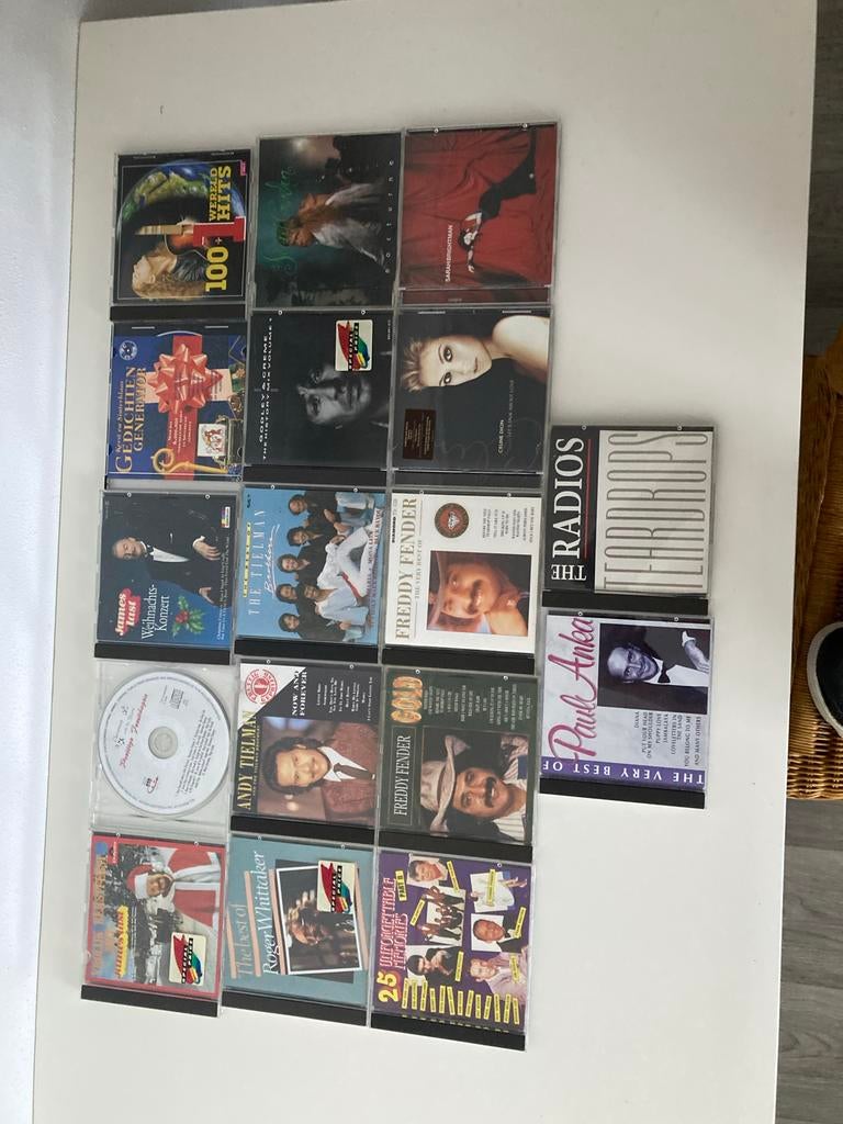 17 verschillende cd's, Ophalen, Gebruikt