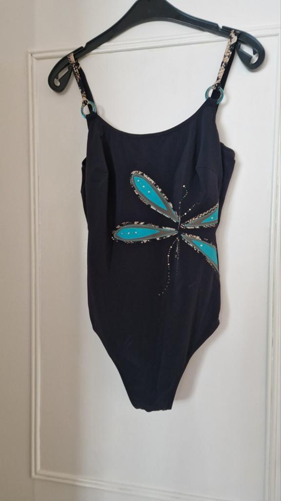 Mooi Sunflair badpak maat 42 B-cup, Blauw, Badpak, Ophalen of Verzenden, Zo goed als nieuw