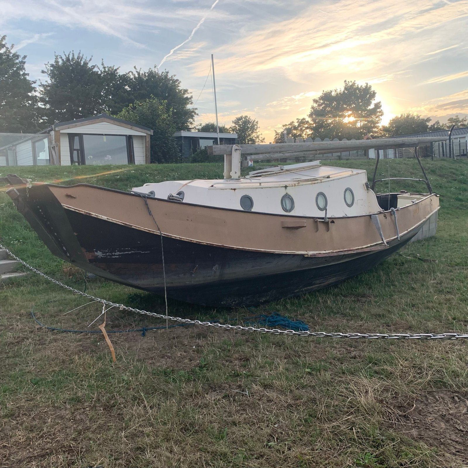 Oude zeeschouw opknapper, ideaal voor de handige klusser, Watersport en Boten, Ophalen of Verzenden, Gebruikt, Staal, Klassieker