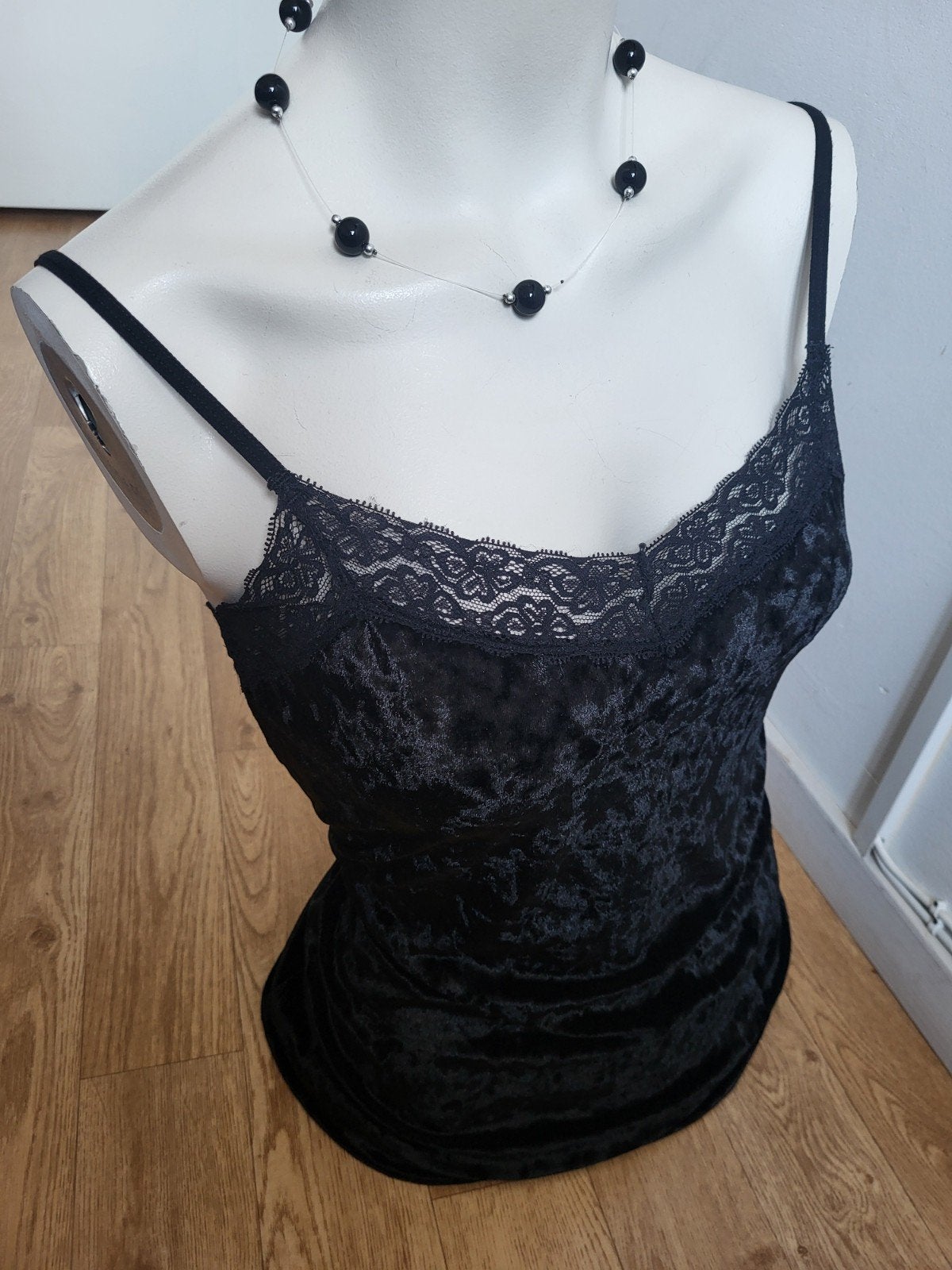 Vintage Zwart Fluwelen Camisole Topje met Kant, Kleding | Dames, Maat 38/40 (M), Zwart, Ophalen of Verzenden, Zo goed als nieuw