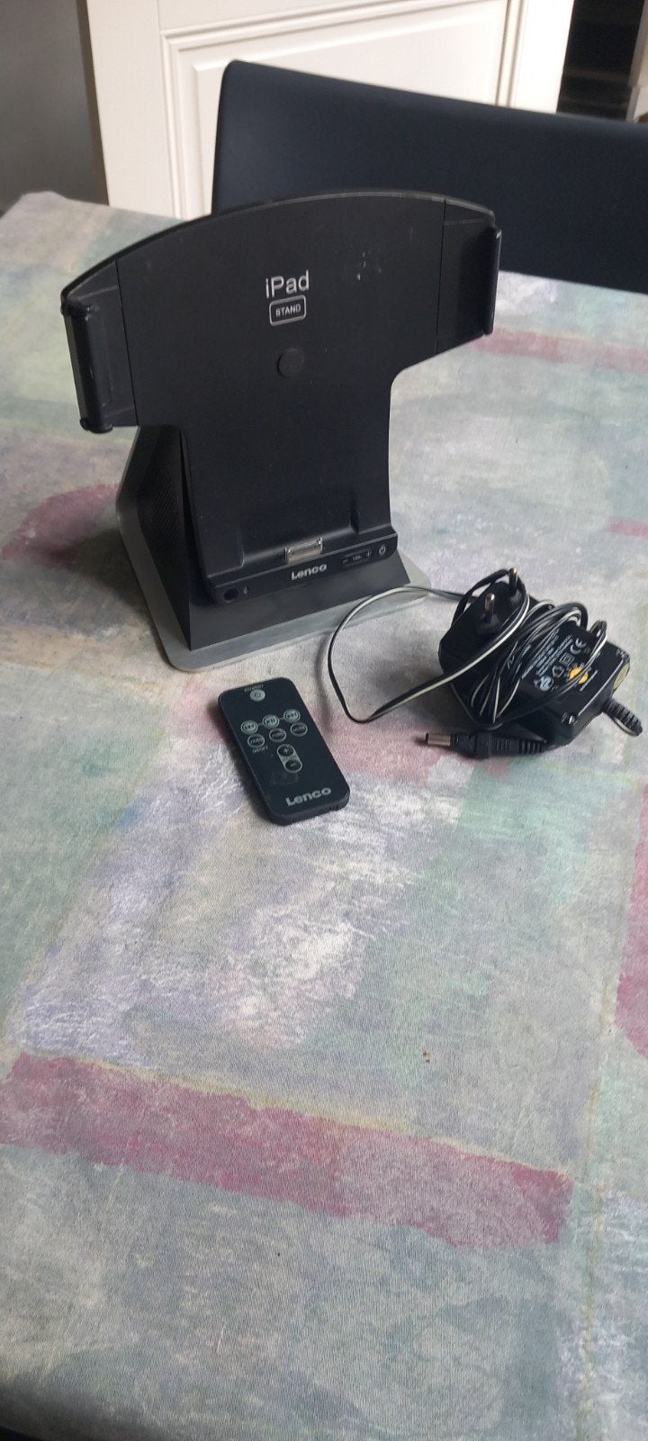 Lenco IPS 260 Dockingstation compleet en werkend, Ophalen, Zo goed als nieuw, Docking station, Lenco