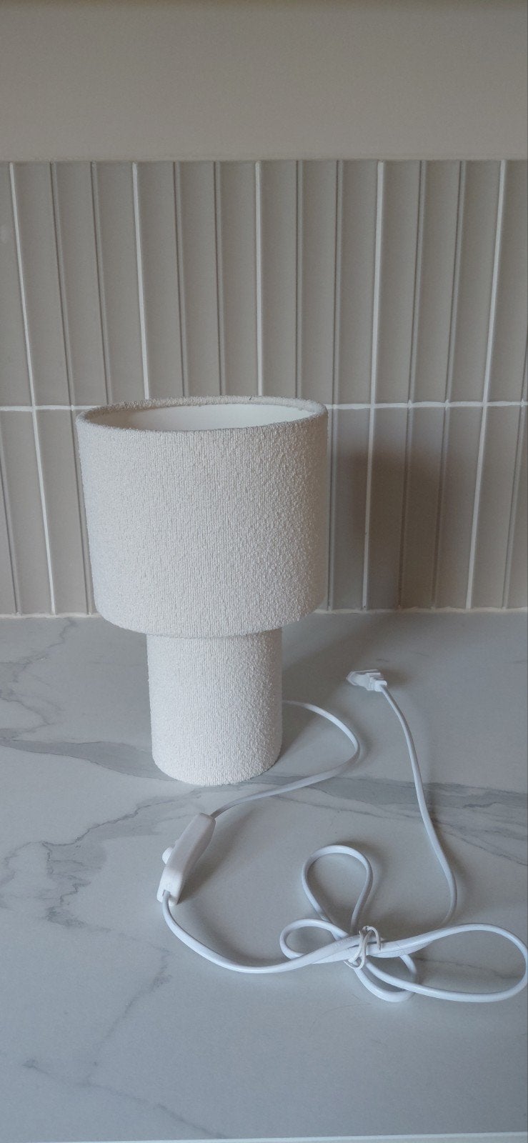 Witte tafellamp met textuur, Textiel, Met schakelaar, Wit, Ophalen of Verzenden