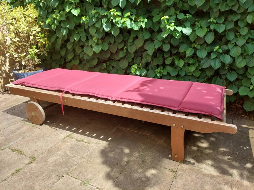 Houten Ligbed met Wielen en Verstelbare Rugleuning, Ophalen, Gebruikt, Hout, Verstelbaar