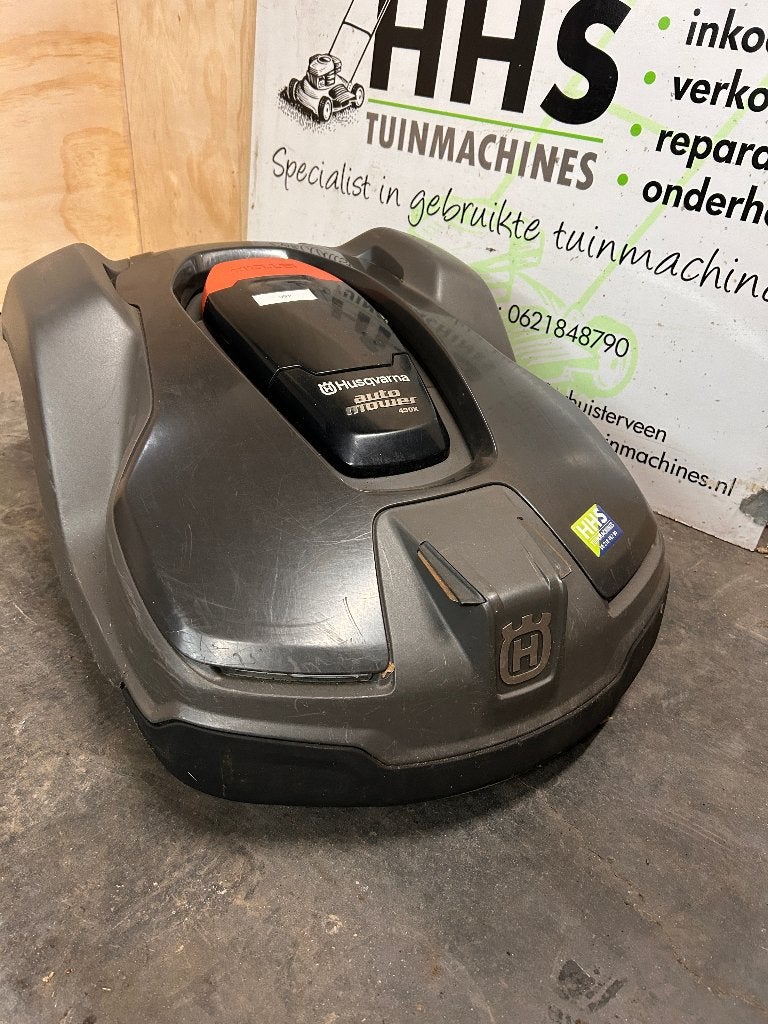 automowers 330x en 440 450 x, Ophalen of Verzenden, Zo goed als nieuw, 50 cm of meer, Husqvarna