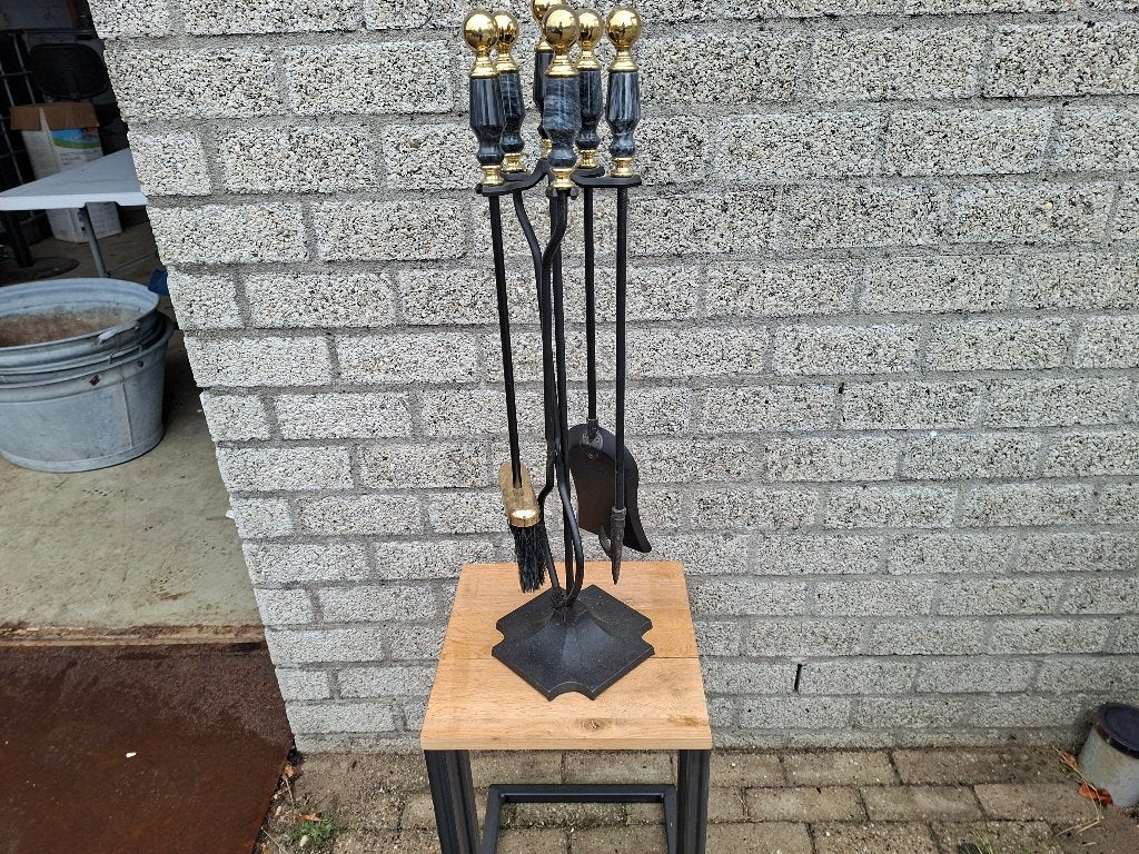 Foto 8 van mooie in nieuwstaat vintage franse bronse tafel lamp