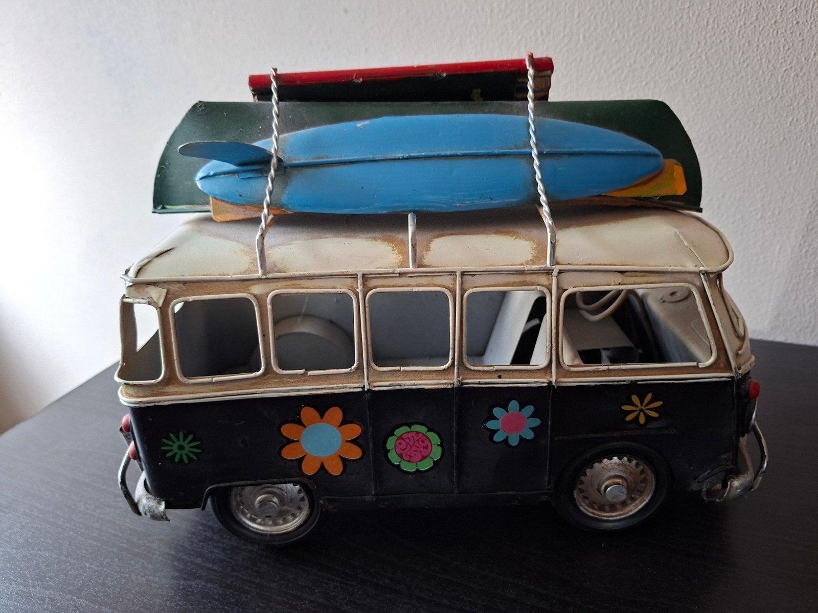 Metalen VW busje met surfplank en kano - decoratie, Verzamelen, Ophalen of Verzenden, Zo goed als nieuw