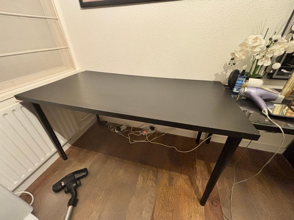 Bureau verstelbare poten en make up tafel ikea, Ophalen, Zwart, 150 cm, Hout