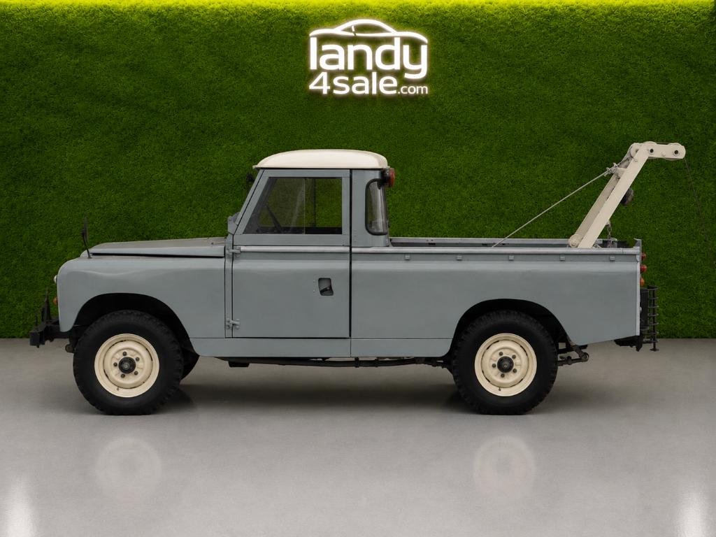 Land Rover Series 2A tow truck, bj 1971, gerestaureerd, Auto's, Land Rover, Zwart, Bedrijf, Vierwielaandrijving