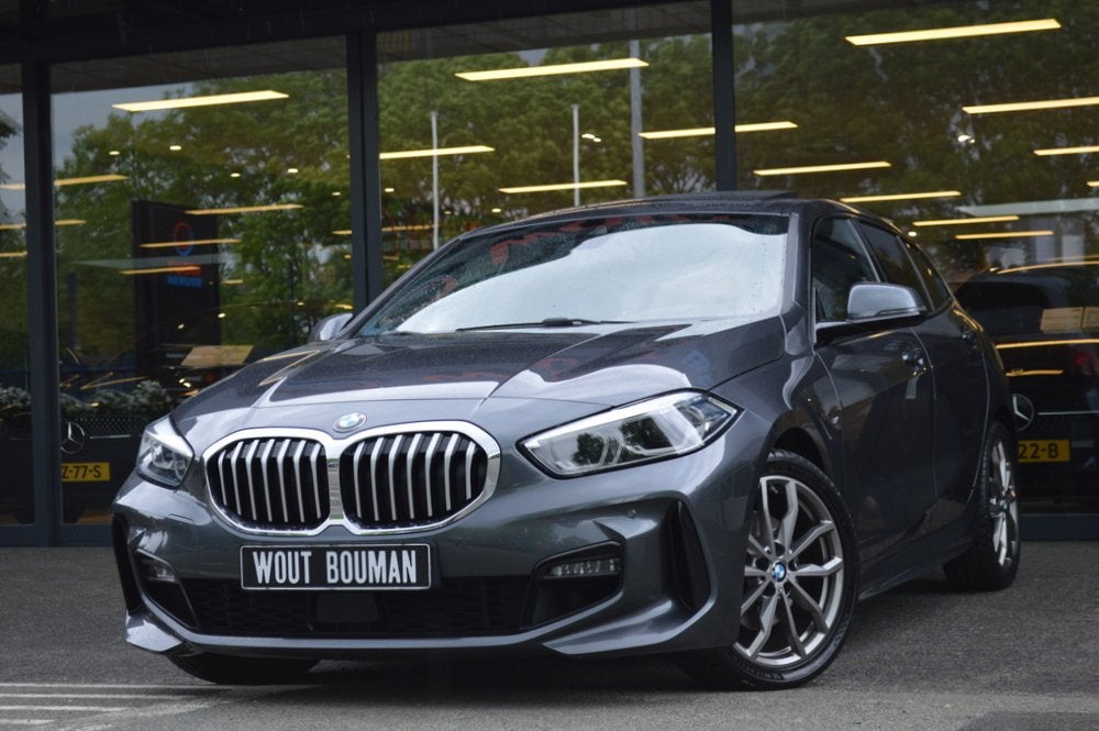 BMW 1-serie 118i M-Sport Led Panorama CarPlay Pdc (bj 2020), Auto's, BMW, Bedrijf, Te koop, 1-Serie, ABS, Airbags, Airconditioning