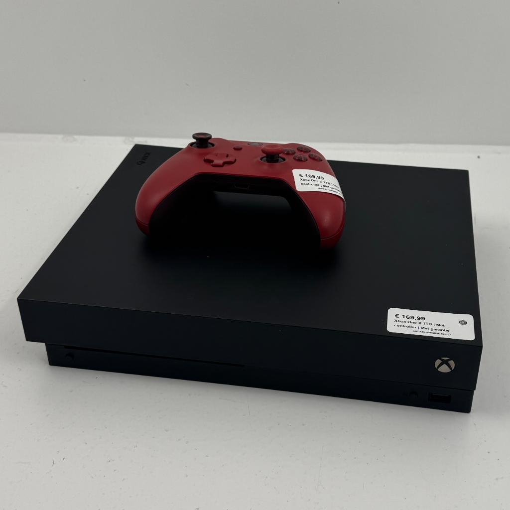 Xbox One X 1TB | Met controller | Met garantie, Spelcomputers en Games, Spelcomputers | Xbox One, Zo goed als nieuw, Xbox One X