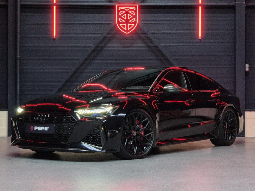 Audi RS7 4.0 TFSI Quattro |DYNAMIC-PLUS|B&O|PANO|360|22"VOSS, Automaat, Gebruikt, Zwart, Leder